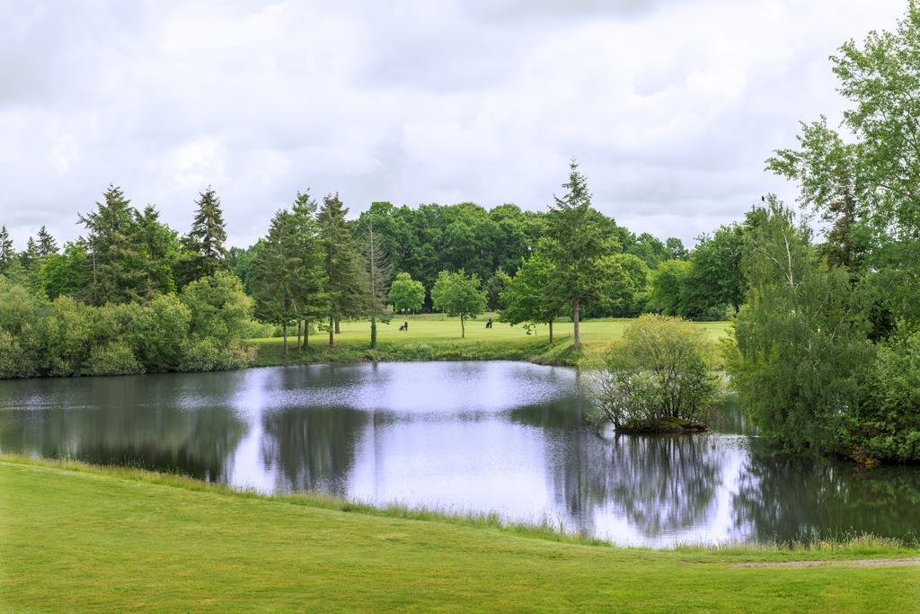 Domaine De Cice-Blossac, Resort Spa & Golf Bruz Exterior foto